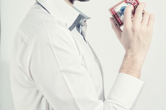 INÉDIT ! Le magicien Mikael Szanyiel présent aux Ateliers des Libellules le 16 Janvier.