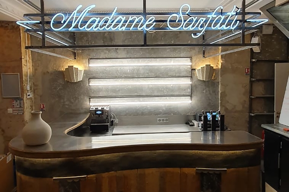 Madame Sarfati, le nouveau comedy club signé Fary