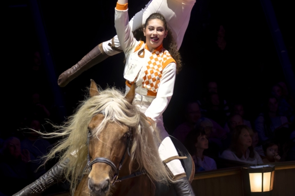 Les Folies Gruss : un dîner et un spectacle d’exception que Casting.fr a vécu !