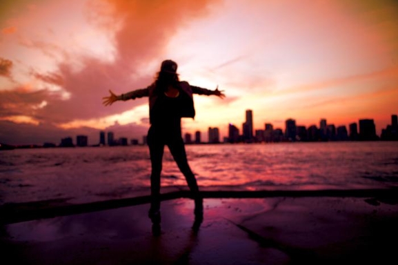 Casting.fr vous offre deux PASS pour le WORKSHOP "Women On Fire" à Paris le 15 et 16 juin avec Laure Courtellement!!