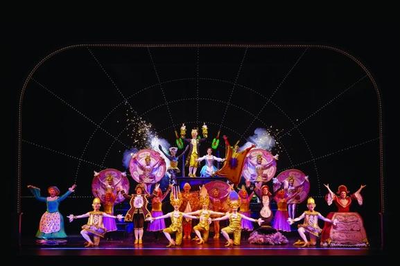 La comédie musicale "La Belle et Bête" s'installe sur la scène de Mogador pour les petits et les grands !