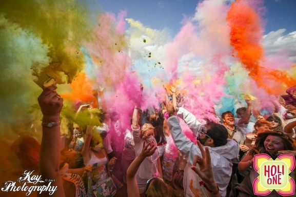 Casting.fr clos l'été en vous offrant vos places pour Holi One Colour Festival à Paris