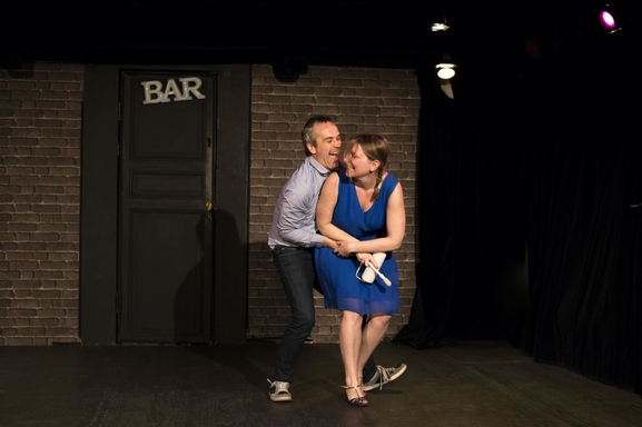 “Coup de foudre au Wagon Bar” d'Eric Boucher, une comédie qu’on aime et que vous allez adorer!