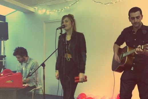 Découvrez La chanteuse Hanna et son nouveau clip "Mon coeur" !