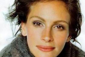 Arthur en collaboration avec Tom Hanks et Julia Roberts!