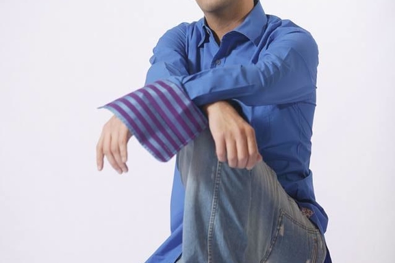 Cartouche sera prochainement sur scène pour son nouveau spectacle: Oui, on vous en dit plus