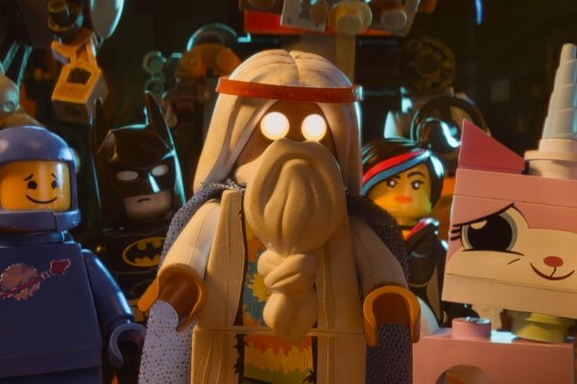 La grande aventure Lego, en tête du box office US, débarque en France !