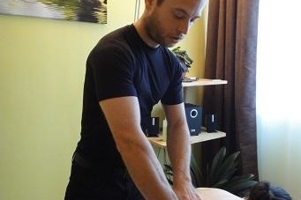 Découvrez le privilège du massage à domicile avec Casting.fr !