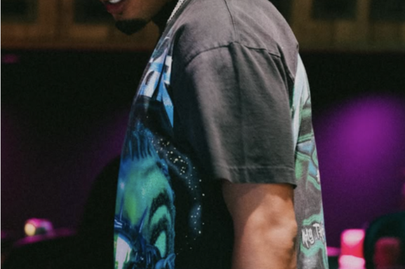 Myke Towers enflamme Paris pour son premier concert en France !