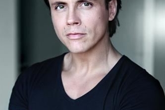 Nouveau, en plein cœur de Paris chez ZE ART les enfants pourront enfin s'initier à la comédie musicale parrainée par Laurent Bàn!