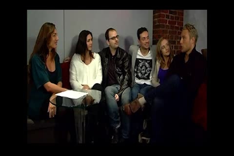 Interview de l'équipe pour la pièce 1:02