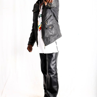 Ibou20090077