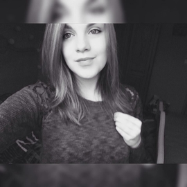 JulieCarlier21