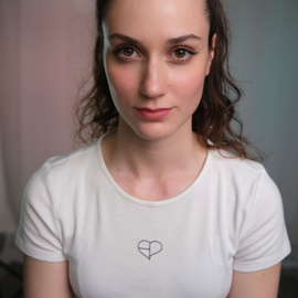 Larisa_Zazzeron