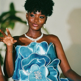 Queen221