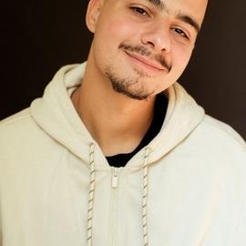 Larsen_kozma