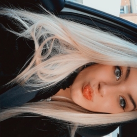 Leenaa77