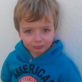 yanis44600
