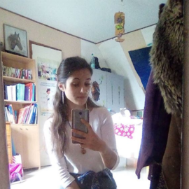 Anissa_