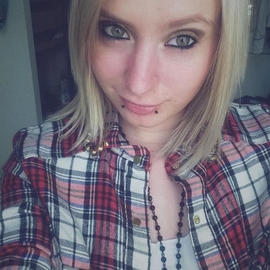 claireundeadx