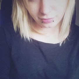 claireundeadx