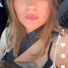 unefeeparla93