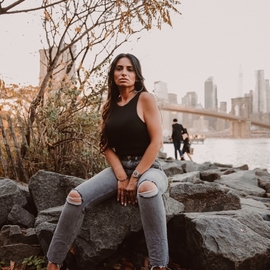 Dina_sellam