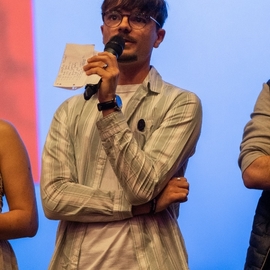 HugoB8