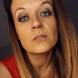 Lily28