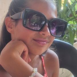 Nayla57220