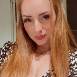 Carolyne21