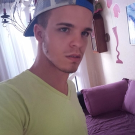 AlexXx75