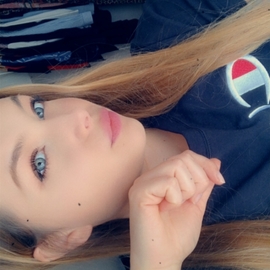 Laura76D