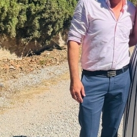 Gil76