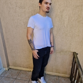 Nicolas_0803