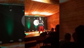 hurlu comedy club