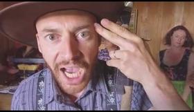 Racler comme jamais (Parodie Maître Gims) - David Charles feat. MC Roger