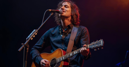 Casting guitariste et chanteur ou chanteuse pour rôle dans série Canal+