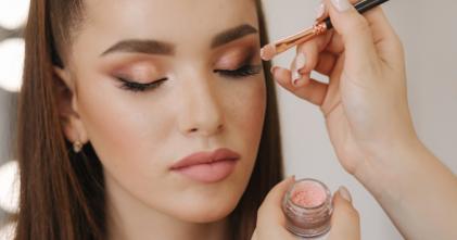 Casting maquilleur ou maquilleuse pour tournage publicité