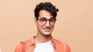 URGENT Casting modèle homme entre 18 et 25 ans pour campagne pub pour une marque de lunettes