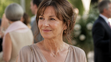 Casting femme entre 55 et 70 ans pour silhouette dans court métrage réalisé par Julie de Bona