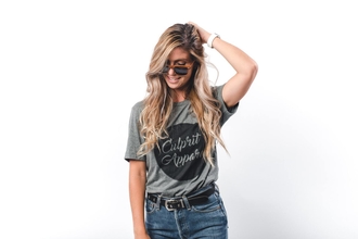 Casting modèle femme pour marque de t-shirts vintage