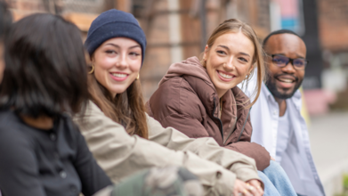 Casting jeunes hommes et femmes entre 16 et 25 ans pour tournage série TF1 avec Jean-Luc Reichmann