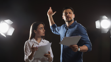 Castinig comédien et comédienne pour premier rôle dans pièce de théâtre jouée à Paris