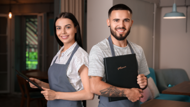 Casting comédien et comédienne entre 30 et 35 ans pour projet audiovisuel hôtellerie et restauration