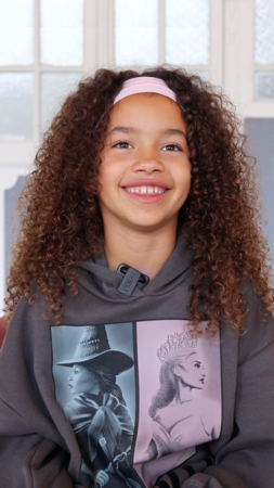 Elza Boulanger : De star des réseaux sociaux à danseuse pour Chantal Goya