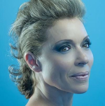 Martine Curtat-Cadet : Professeur de jazz, directrice du Centre des Arts Vivants, de l'école professionnelle Choréia et passionnée de comédie musicale.