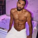 Kelvin Dik : D’ancien obèse à égérie Fitness Park, le parcours inspirant d’un membre VIP de Casting.fr devenu égérie Fitness Park