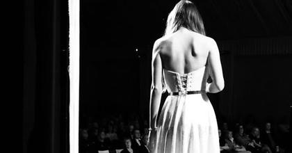 « Partir là bas » ~ La Petite Sirène ~ reprise par Océane Belty.