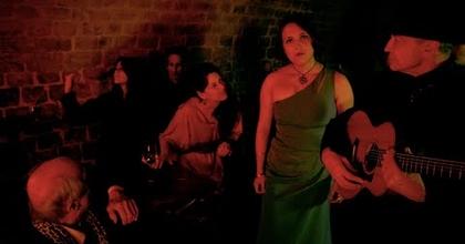 Zoe Hayter - "Je te veux" (official video)